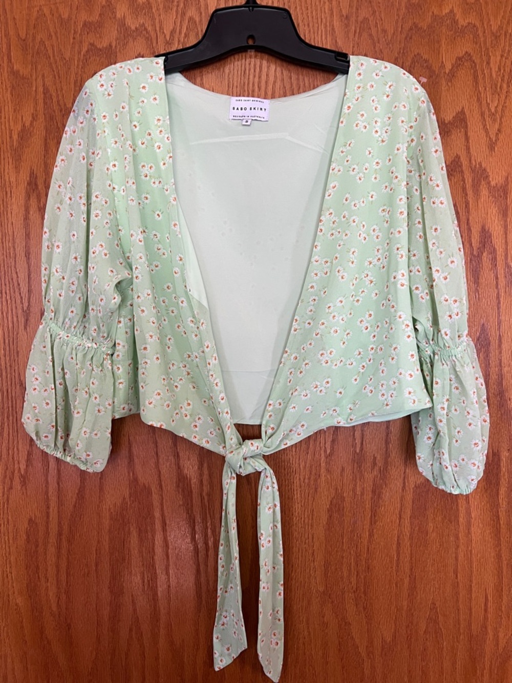 Babaton Light Green Floral Tie-Front Crop Top